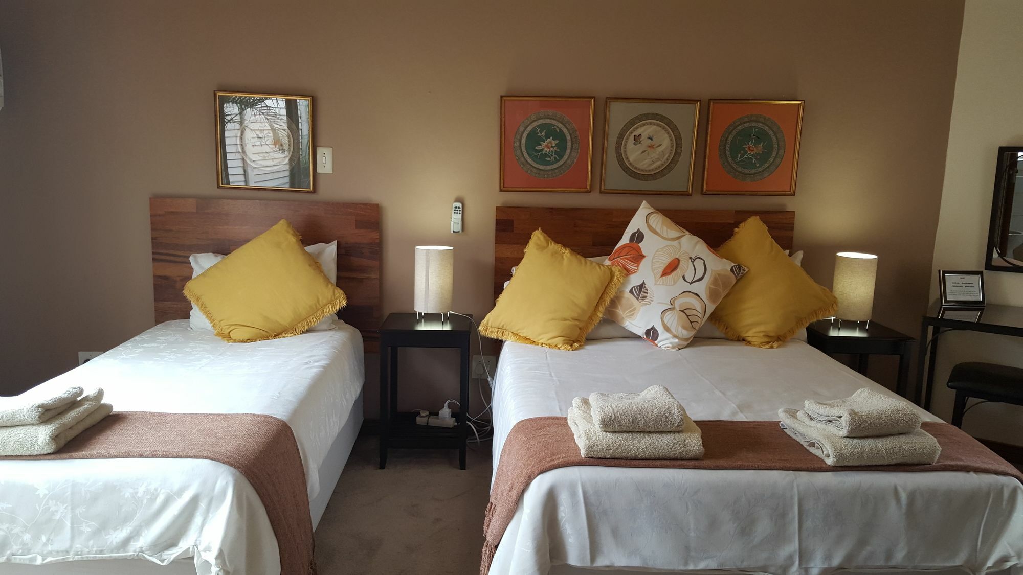 Rest-a-While Guest House - Pretoria-Noord Extérieur photo