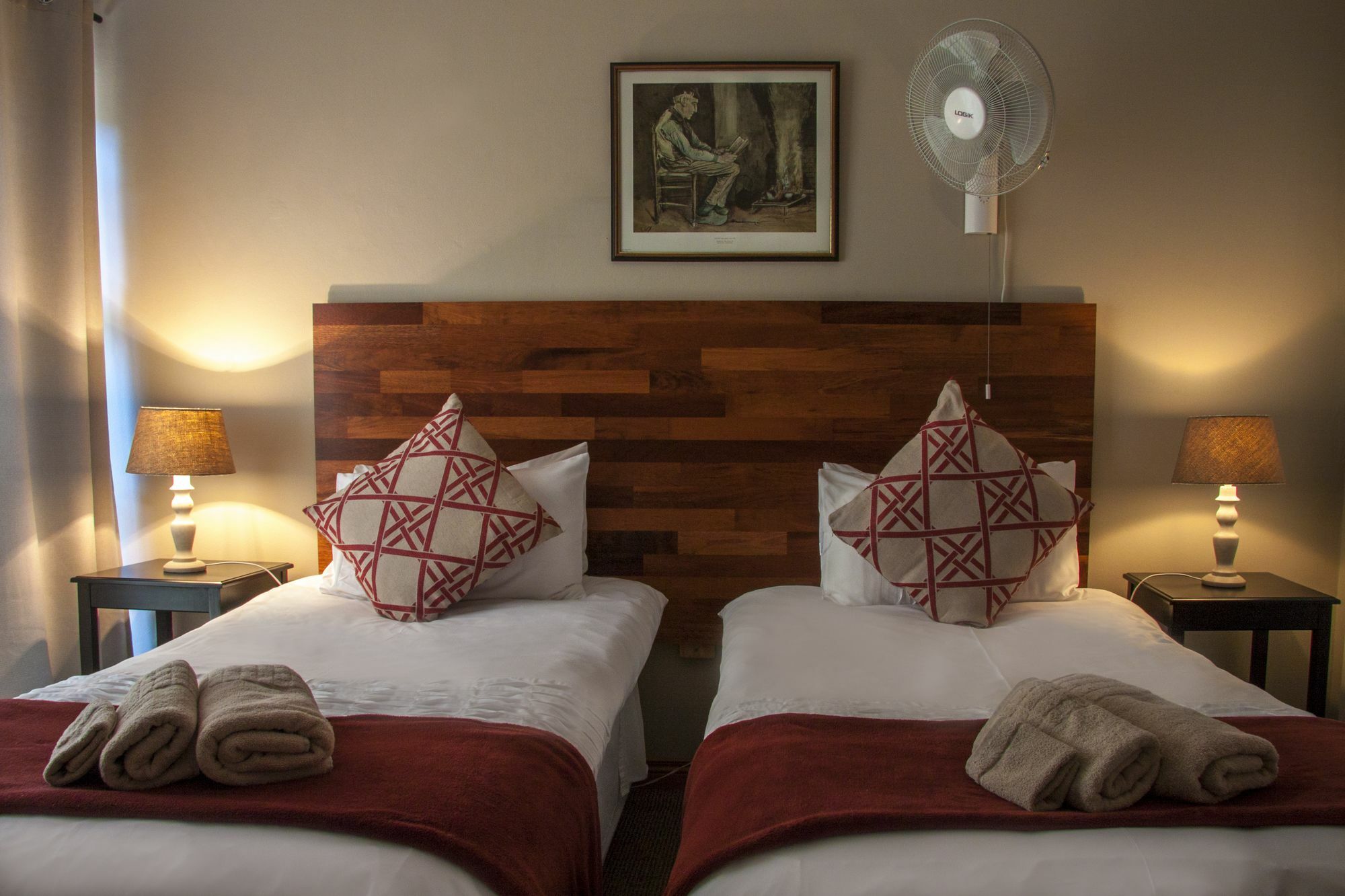 Rest-a-While Guest House - Pretoria-Noord Extérieur photo